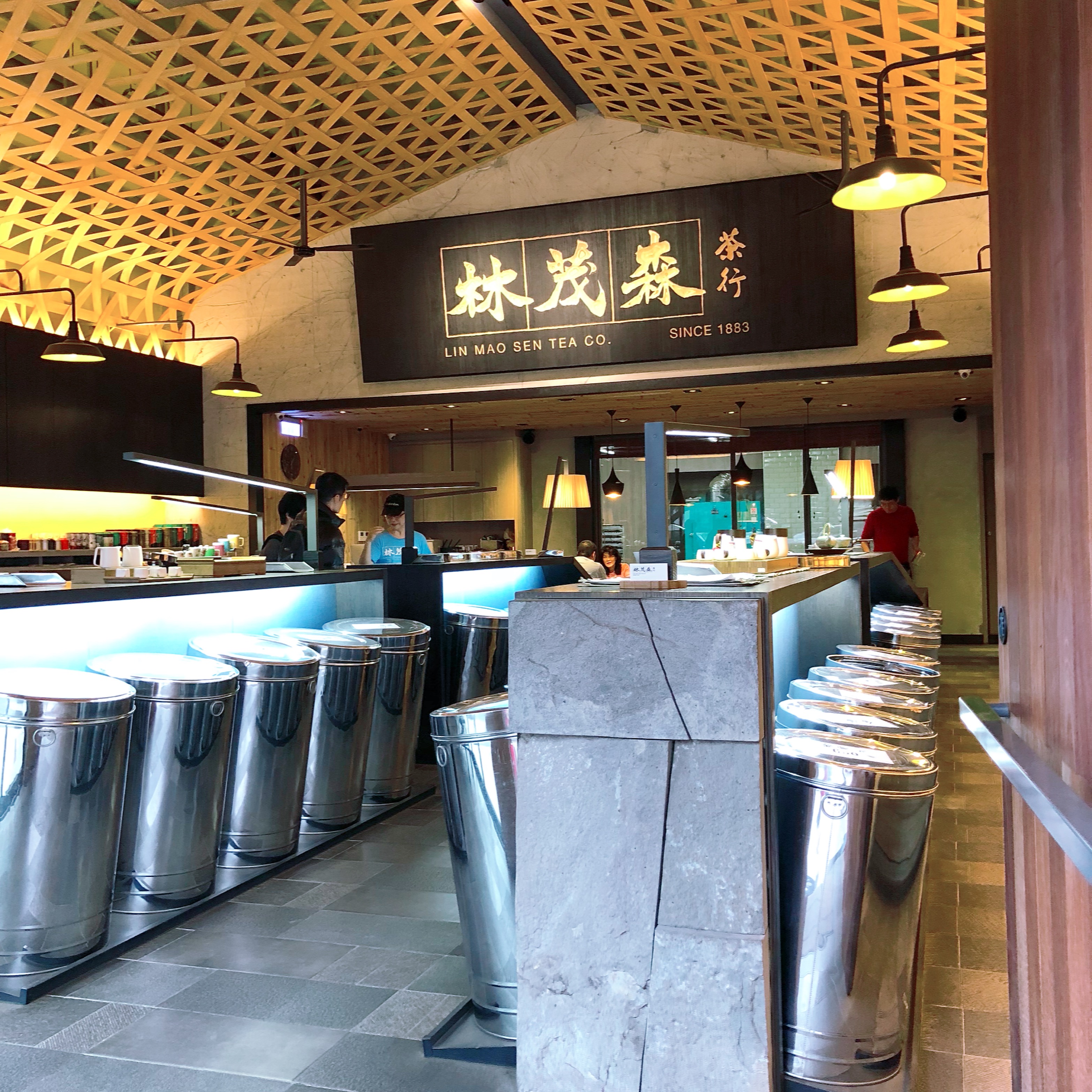 1EA6763F-C038-4649-AC97-FE97E8334240