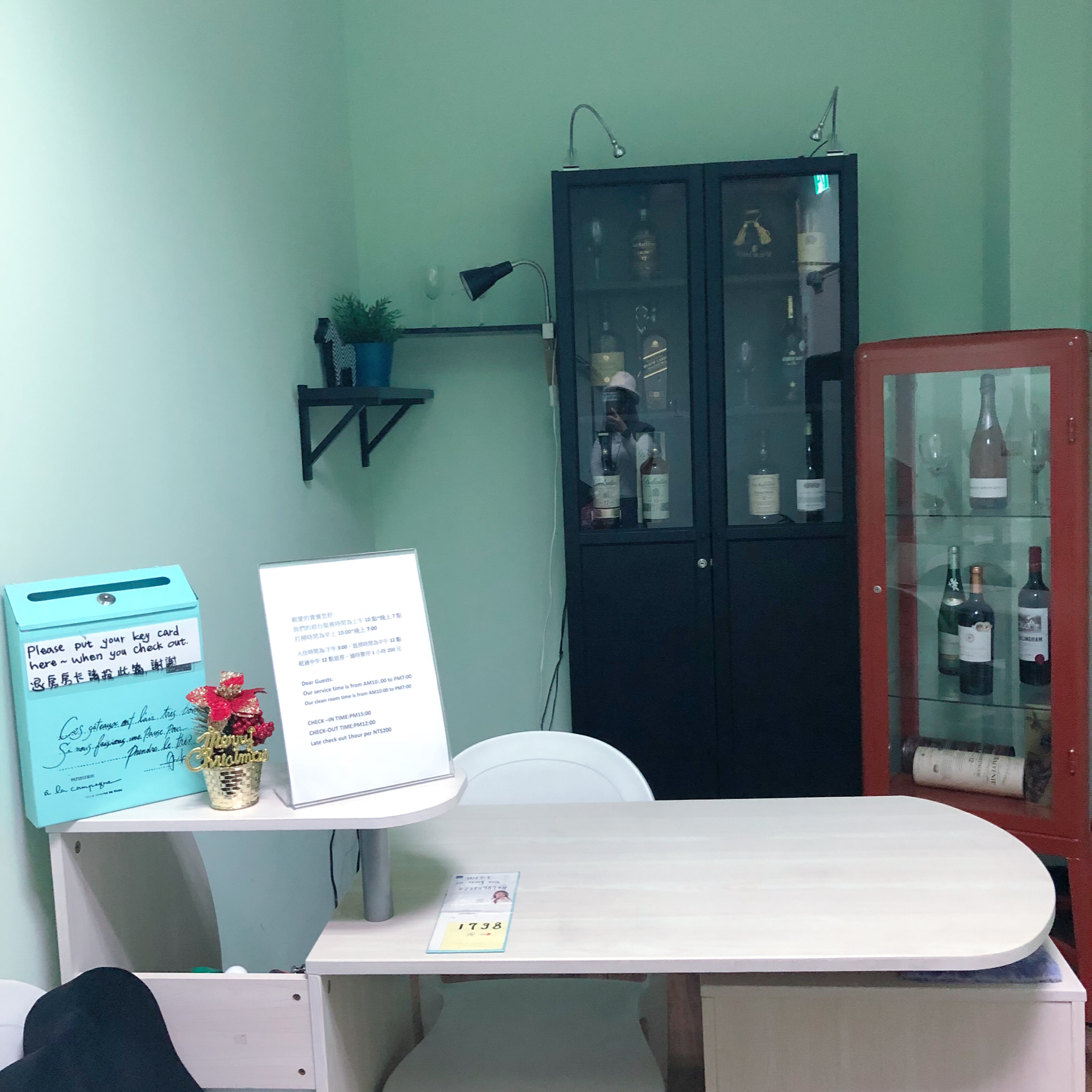 3F4750F0-2CCA-4DC7-92DF-5A0343014528