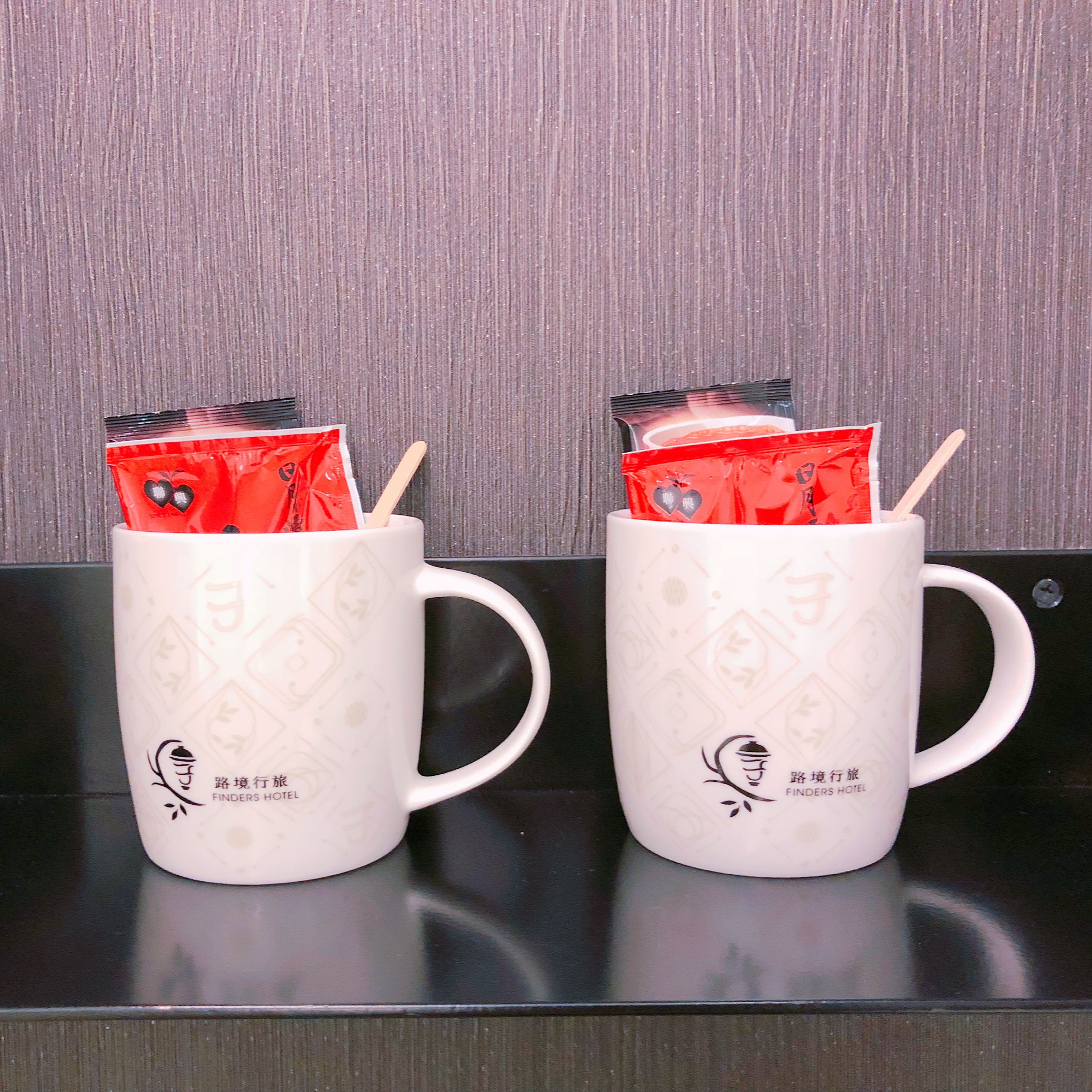 260DE36D-321A-401D-A2E4-CB4751AAB033